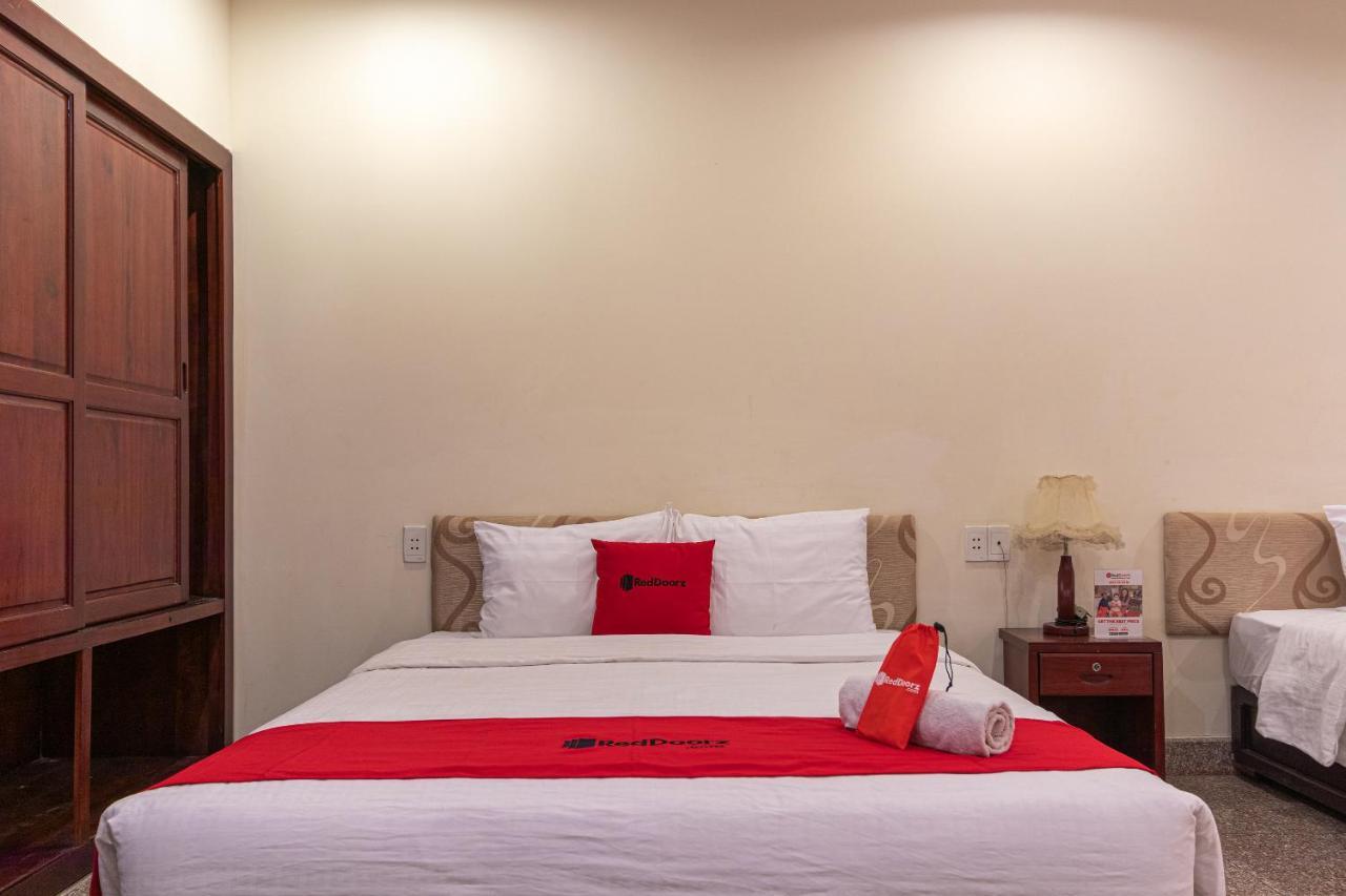 Reddoorz @ Nguyen Tat Thanh Street ダナン市 エクステリア 写真